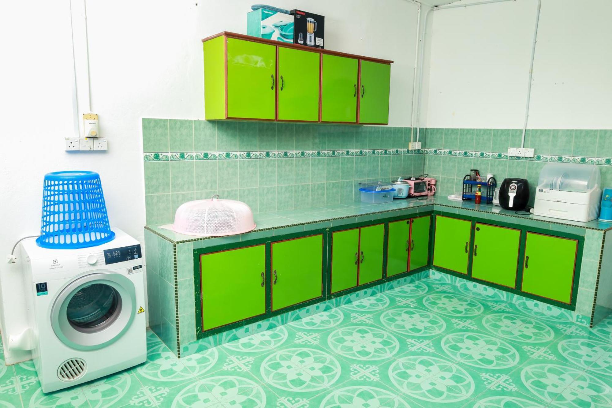 D'Bali Homestay - Private Swimming Pool, Netflix, Internet Wifi ,Cuckoo, Internet Wifi , Dryer, Washing Machine, Aircond Setiap Bilik & Ruang Tamu Pasir Puteh Esterno foto