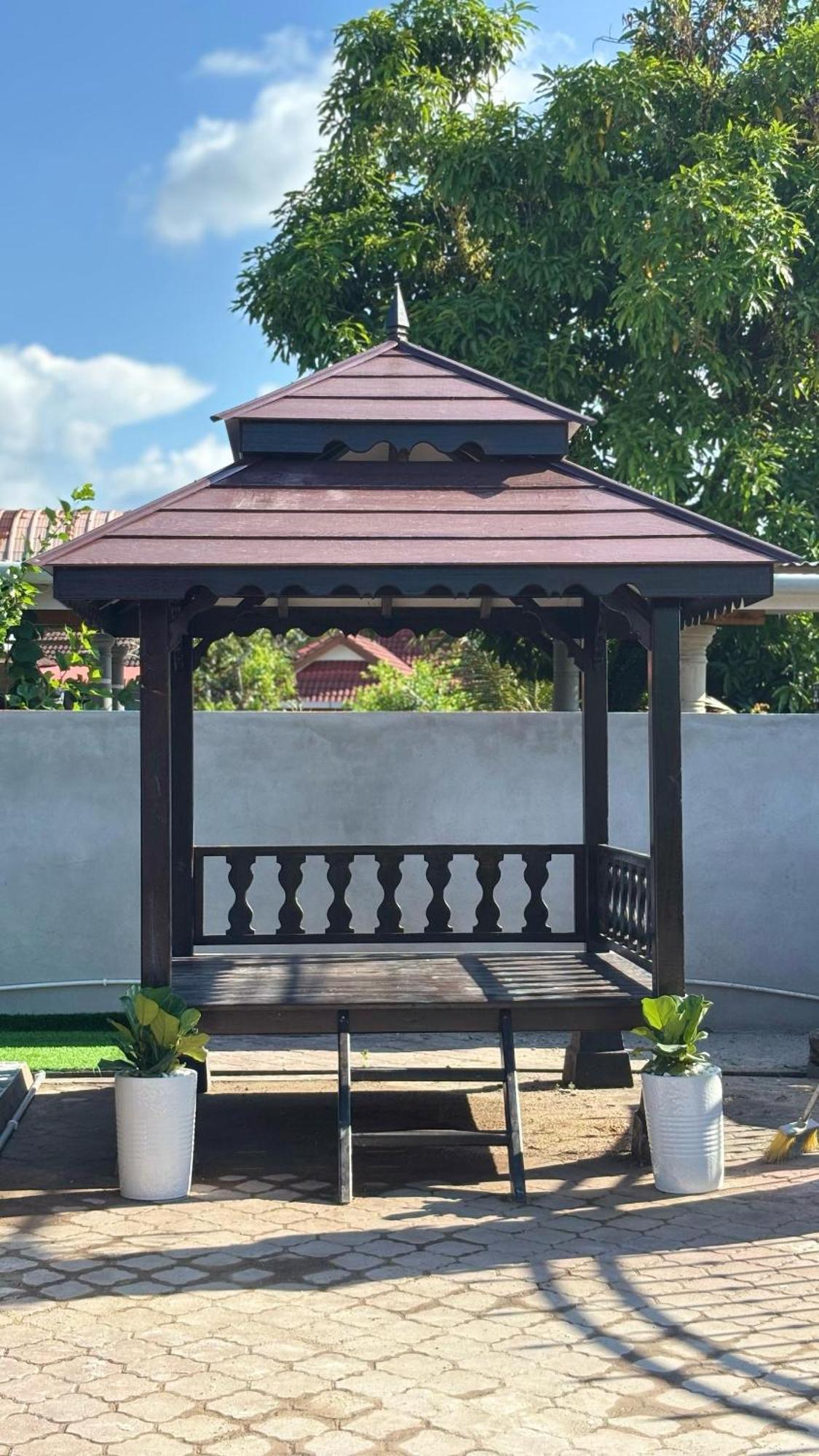 D'Bali Homestay - Private Swimming Pool, Netflix, Internet Wifi ,Cuckoo, Internet Wifi , Dryer, Washing Machine, Aircond Setiap Bilik & Ruang Tamu Pasir Puteh Esterno foto